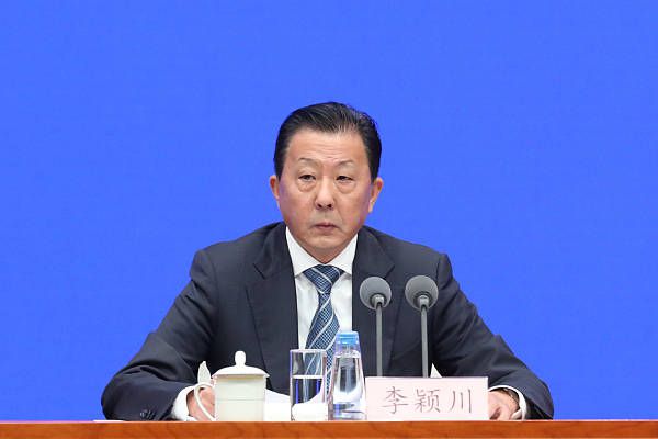 肉体的幕后交易